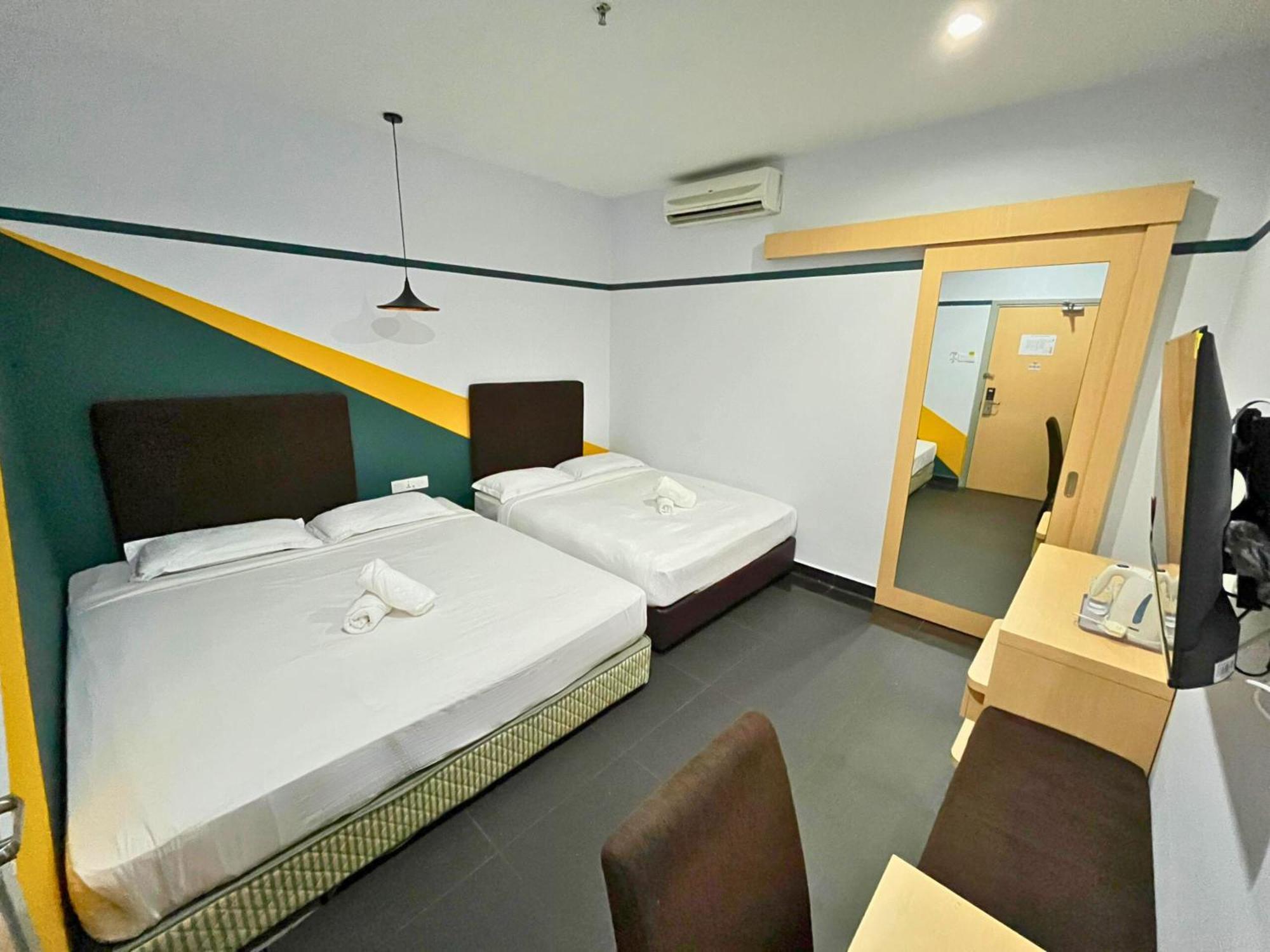 Sky Hotel Selayang Batu Caves Exteriör bild